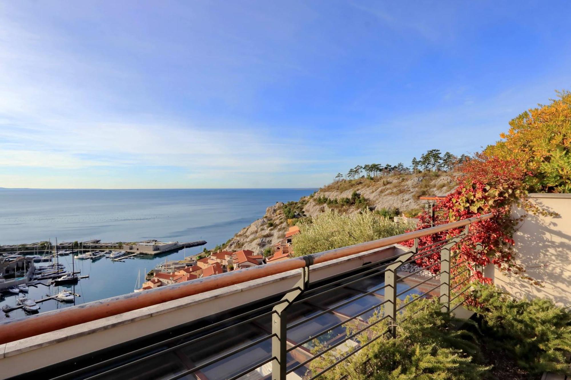 Portopiccolo Apartments ซิสเตียนา ภายนอก รูปภาพ