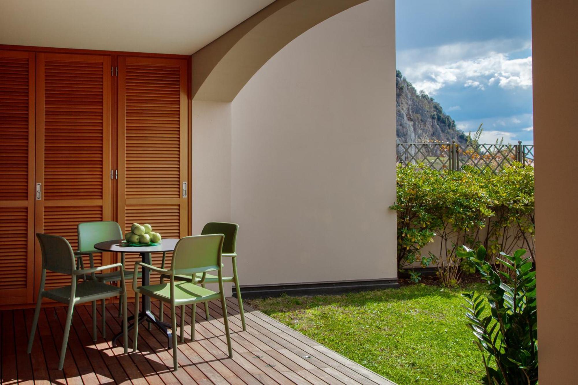 Portopiccolo Apartments ซิสเตียนา ภายนอก รูปภาพ