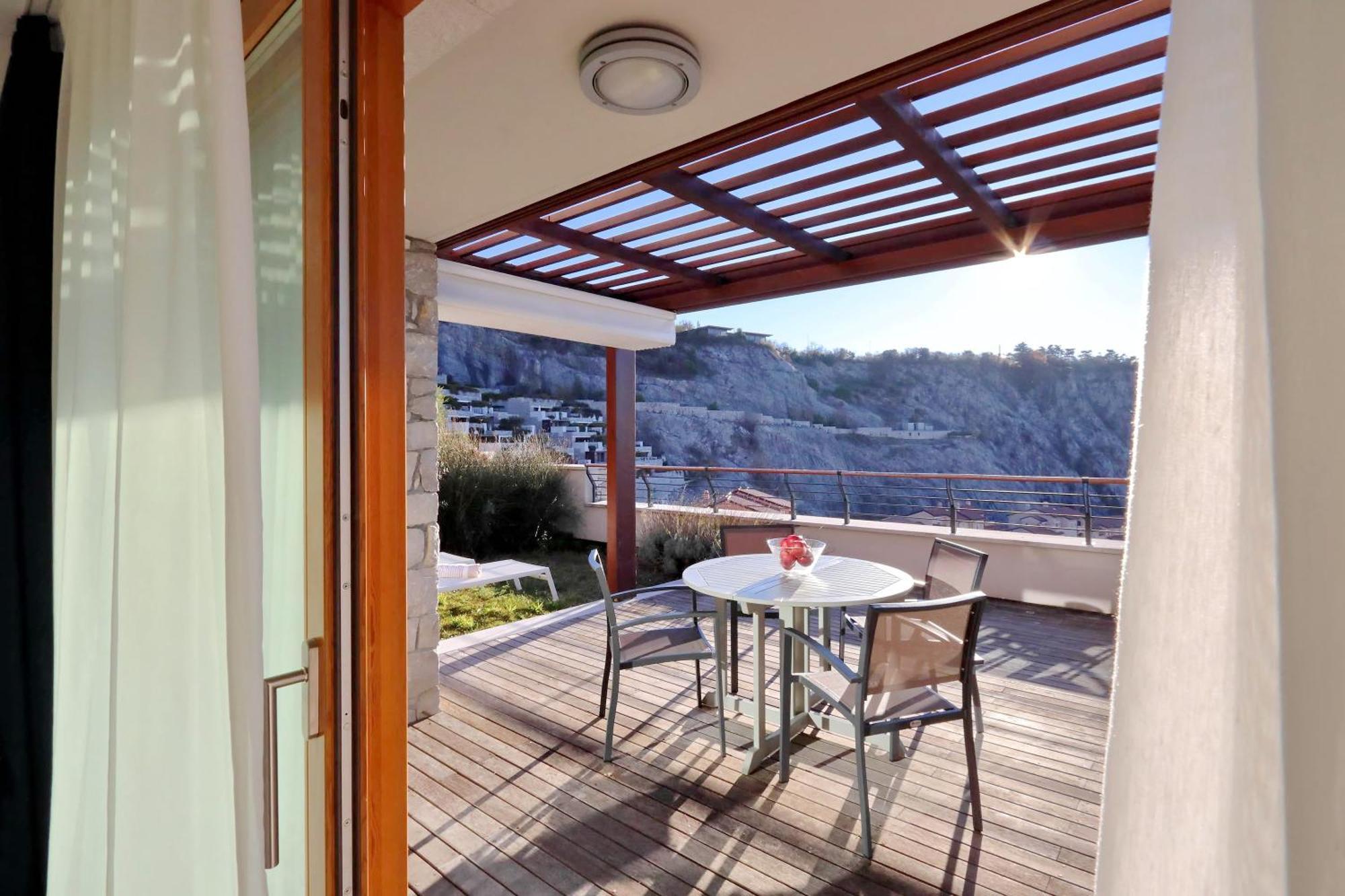 Portopiccolo Apartments ซิสเตียนา ภายนอก รูปภาพ